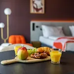 Kalm - East 4* Munique