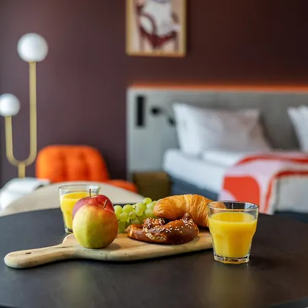 Kalm - East 4* München