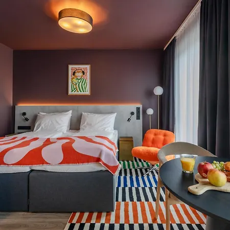 Apart Otel Kalm - East Münih