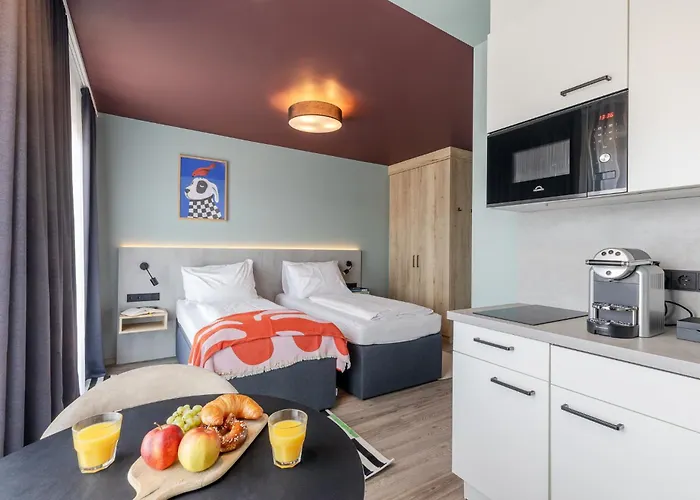 Apart Otel Kalm - East 4*