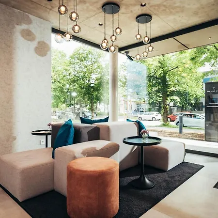 Smartliving Apartahotel 4*