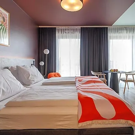 Kalm - East Aparthotel Mnichov