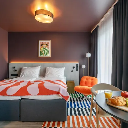Apartahotel Kalm - East