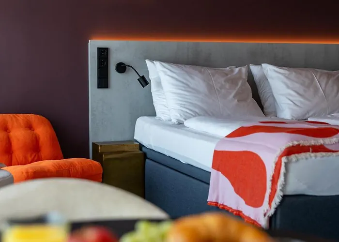 Hotel apartamentowy Kalm - East 4*